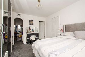 Photo 11- click for photo gallery